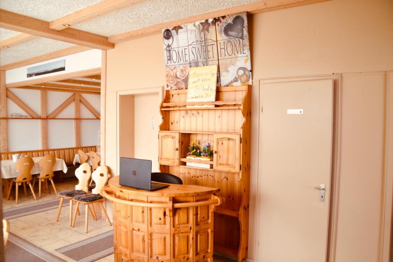 Hotel Charlott アイゼンバッハ エクステリア 写真