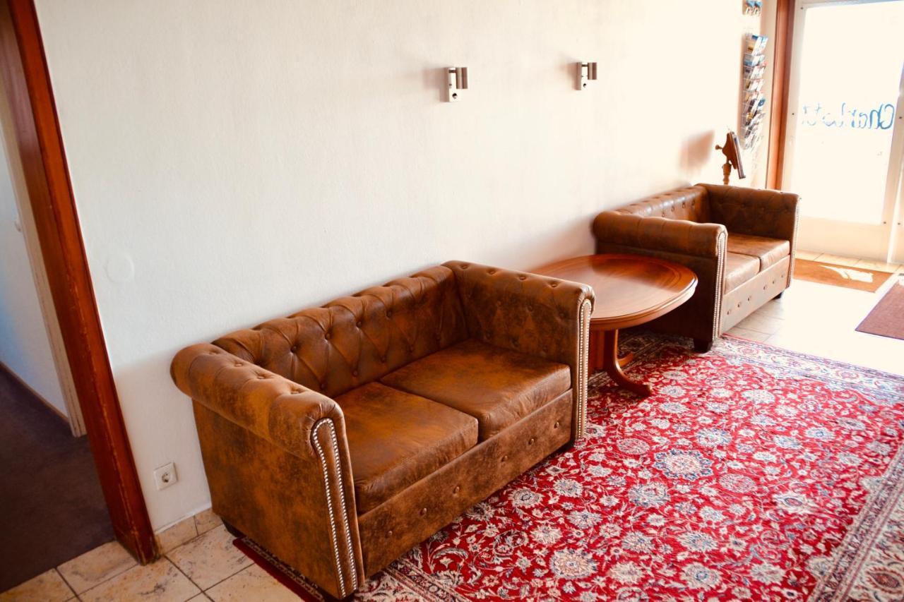 Hotel Charlott アイゼンバッハ エクステリア 写真